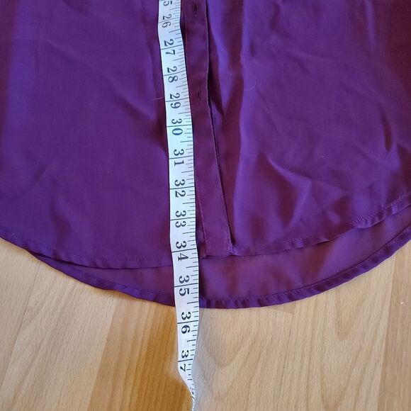 Shear Burgundy Red Long Buttoned Top by Frenchi, M-L - Picture 8 of 9